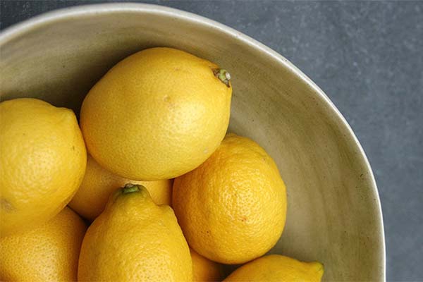 Чем полезен лимон при беременности