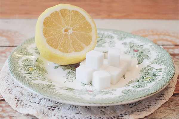 Чем полезен лимон с сахаром