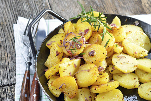 Как пожарить вареную картошку