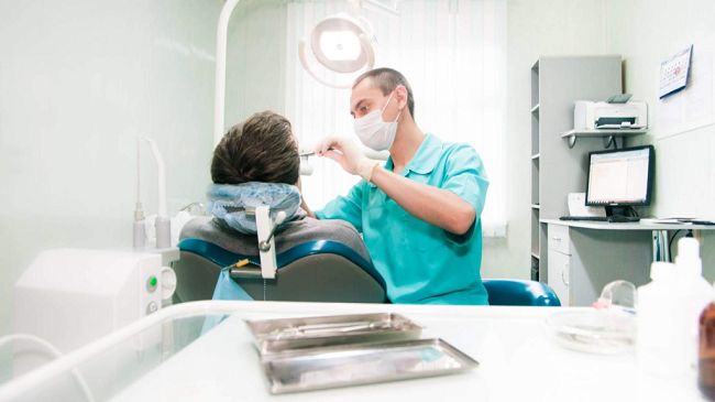 Обследование у стоматолога