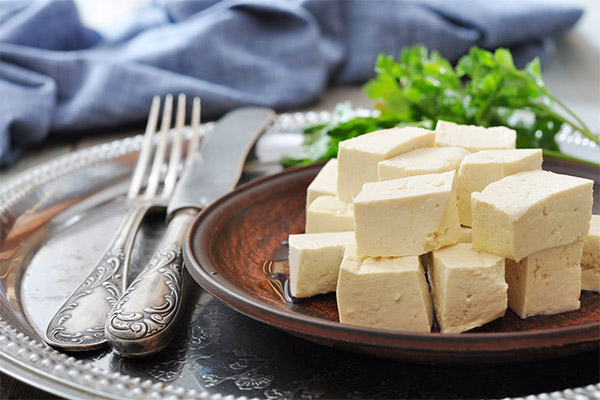 С чем едят сыр тофу