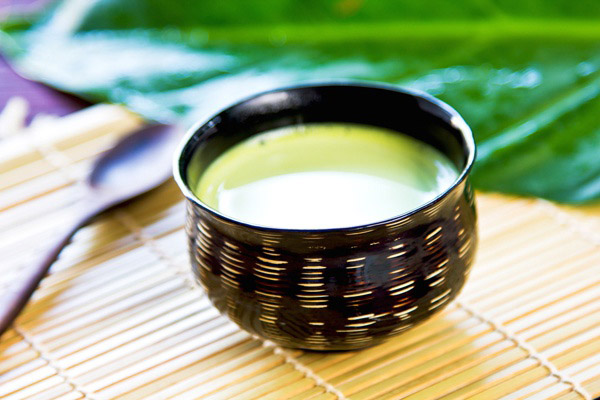 Вред и противопоказания зеленого чая с молоком